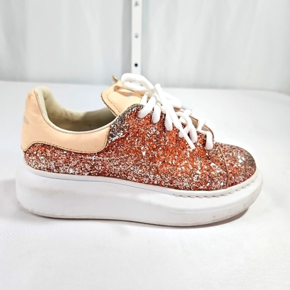 Alexander McQueen Girls Topaz Rose Glitter Oversized Sneakers Size 32 - Picture 3 of 11